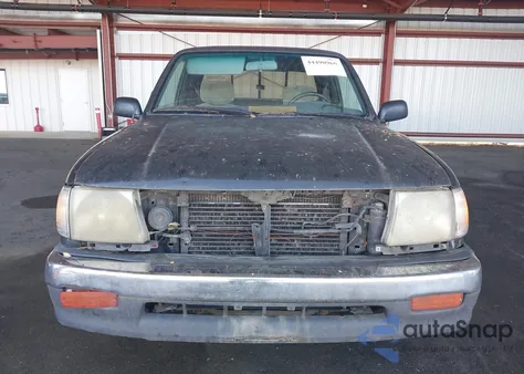 1998 Toyota Tacoma из США, поврежденный, VIN 4TAVL52N6WZ091875